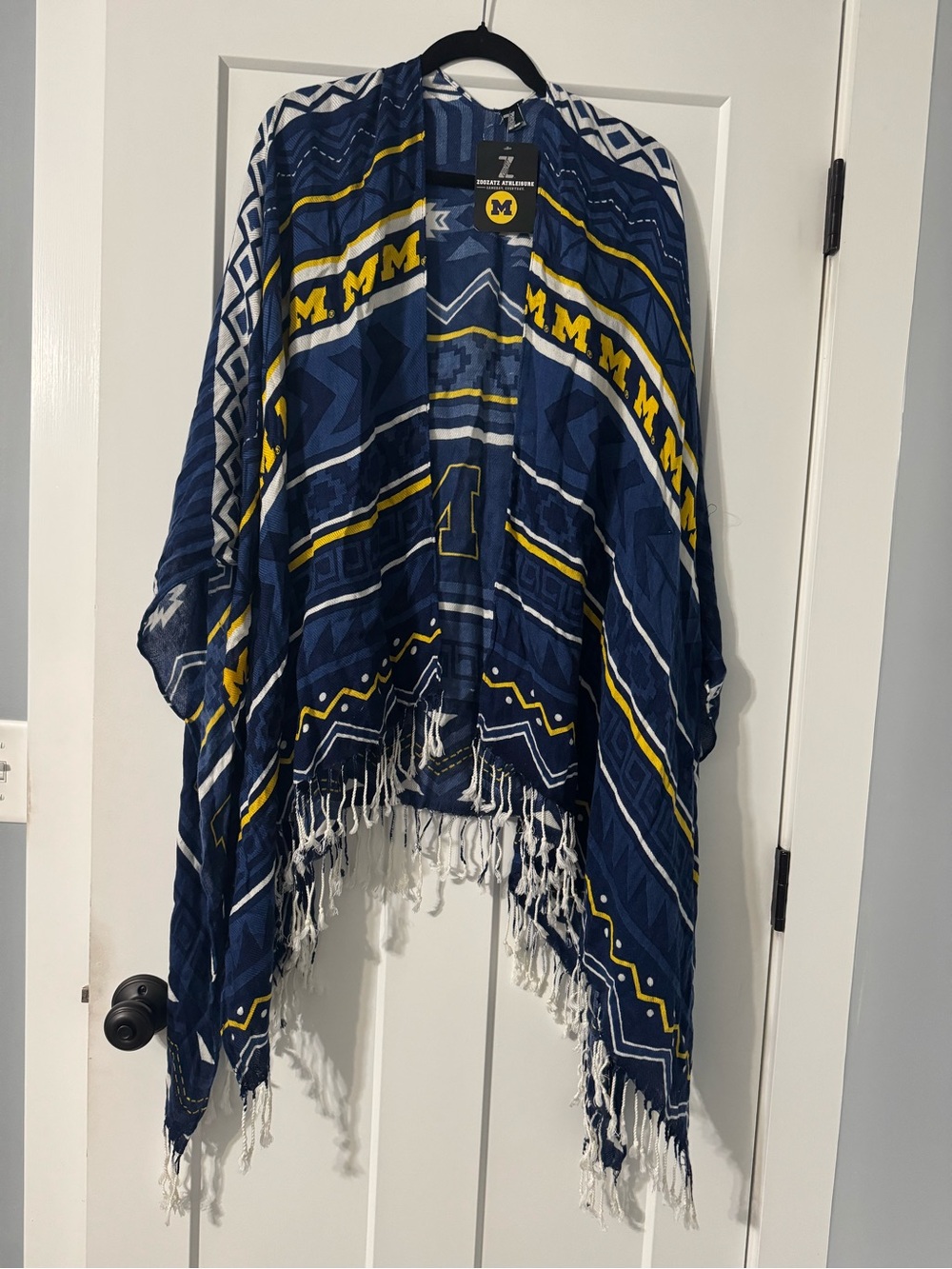 ZooZatz Athleisure University of Michigan Wolverines Fringe Poncho Topper Shawl